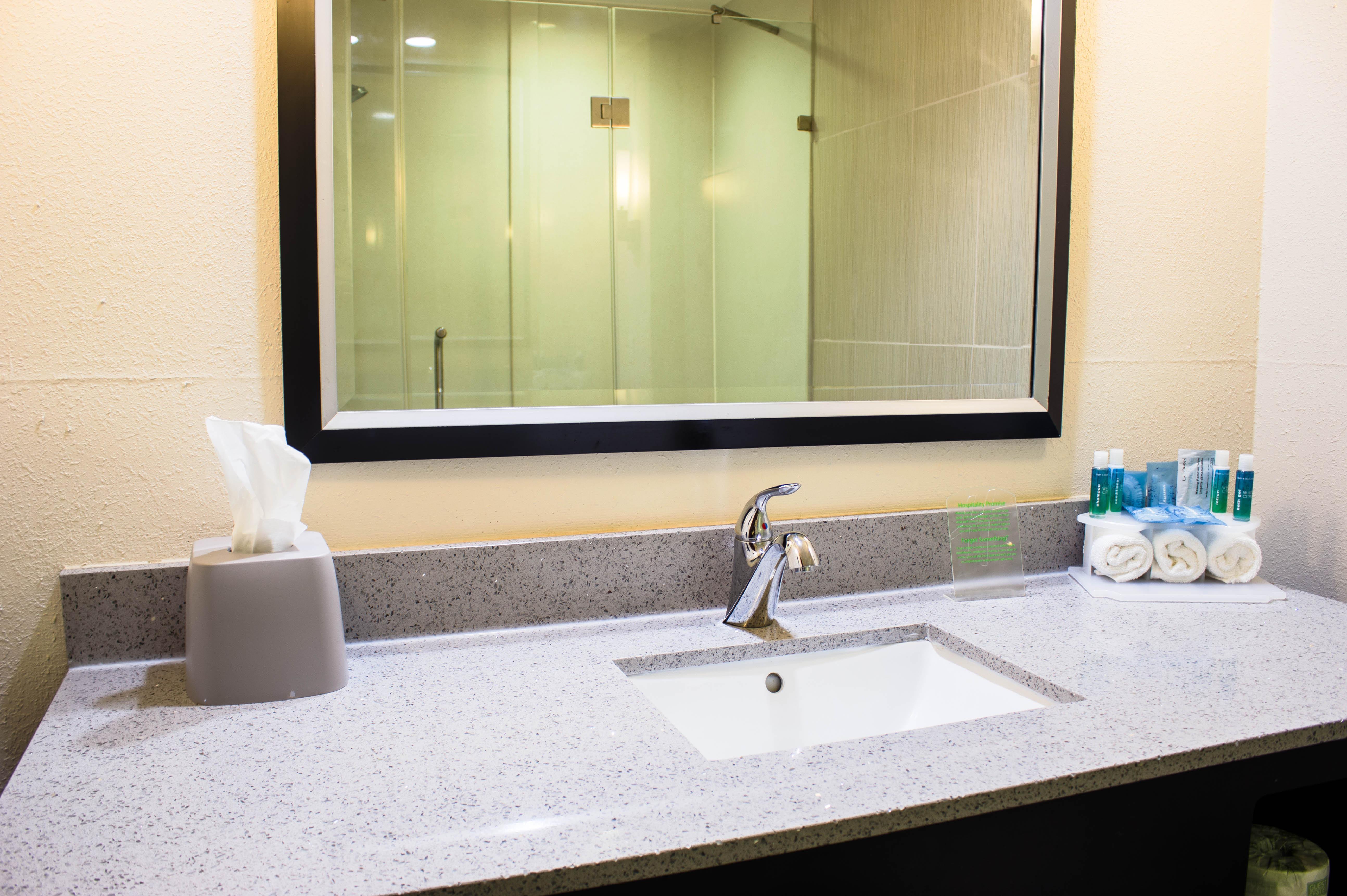 Holiday Inn Express & Suites Havelock Northwest New Bern By Ihg Buitenkant foto